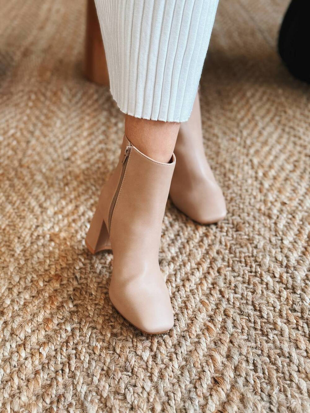 NEW MARS SKY SHOES women's sol step block boots in nude